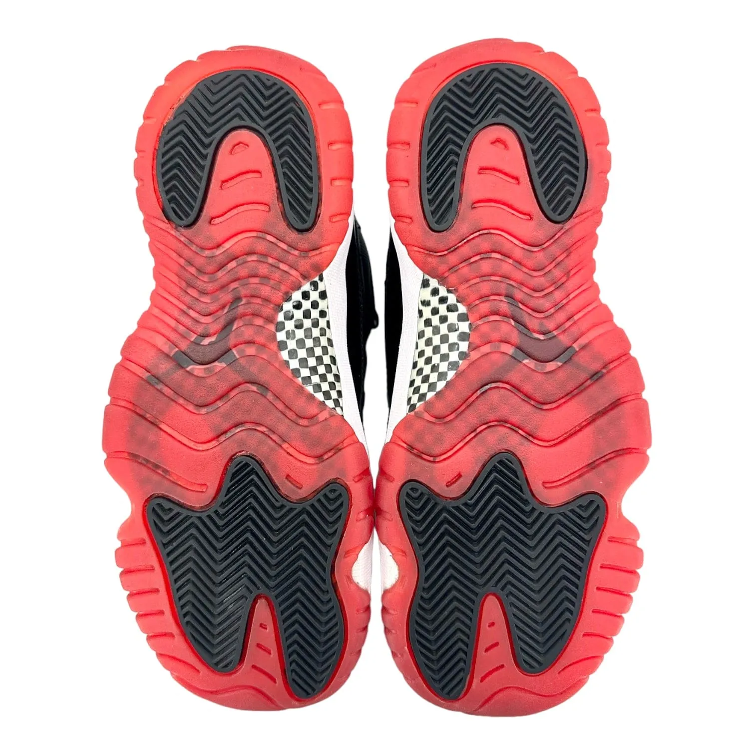 Air Jordan 11 Retro Playoffs Bred 2019 (GS) Pre-Owned